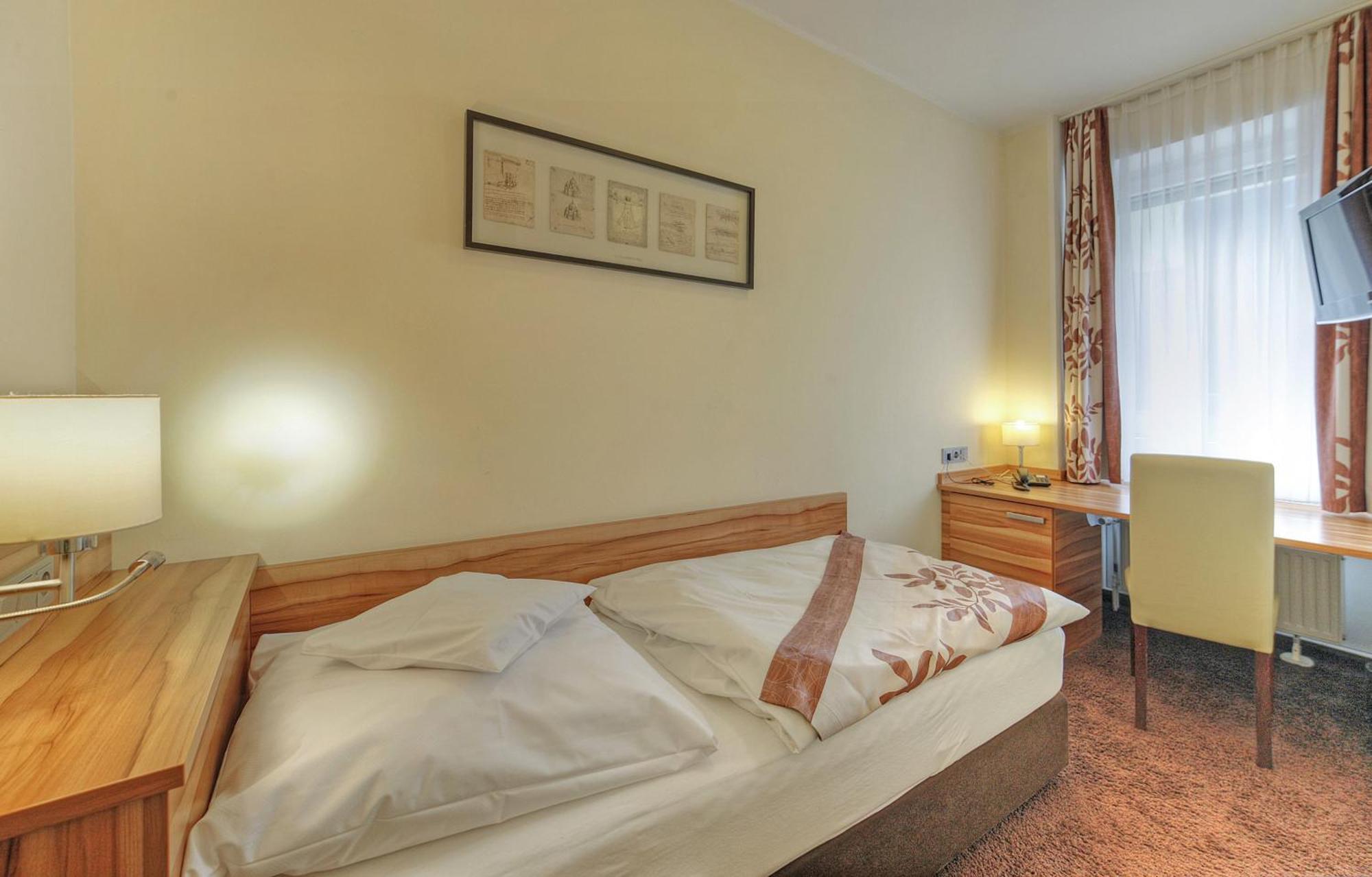 Hotel Da Vinci Gröbenzell Pokój zdjęcie